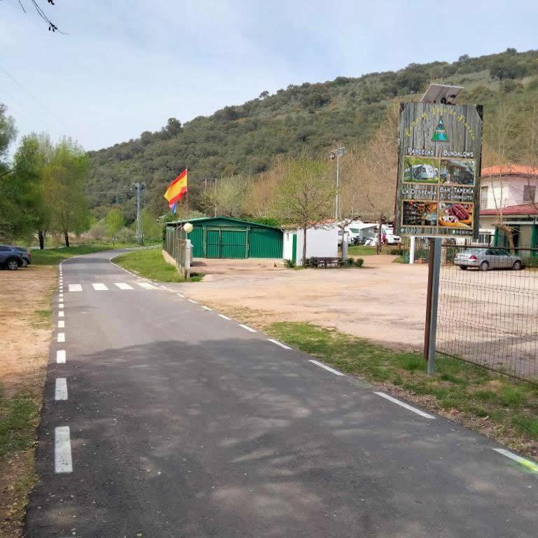 Bungalows, Camping Vega De Francia Sotoserrano 外观 照片